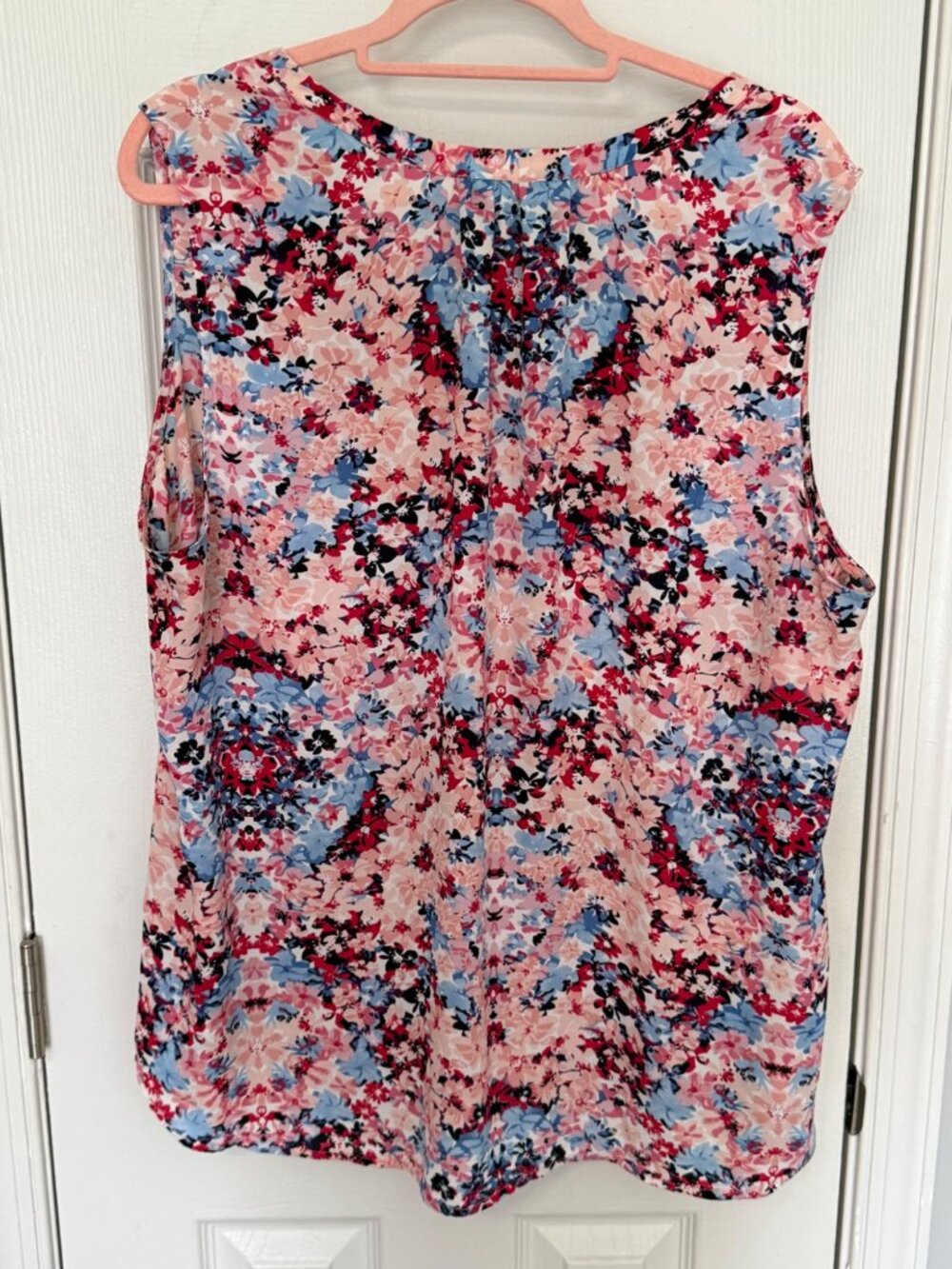 Fleur Bleve Pink Sleeveless V-Neck Floral Blouse Shirt Tunic 2X - Picture 4 of 7